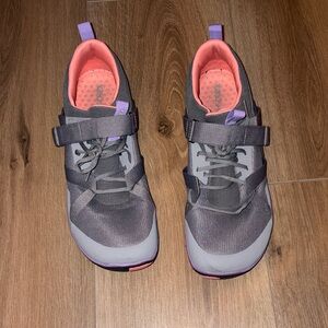 Xero women’s Forza trainer shoes, size 10 1/2 .